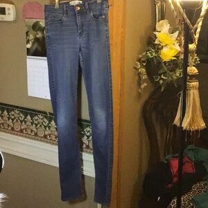 Abercrombie & Fitch Distressed Straight Mid Rise Skinny Jeans